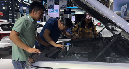 乌鲁木齐市米东区25家汽车企业亮相第二十三届新疆国际汽车工业博览会